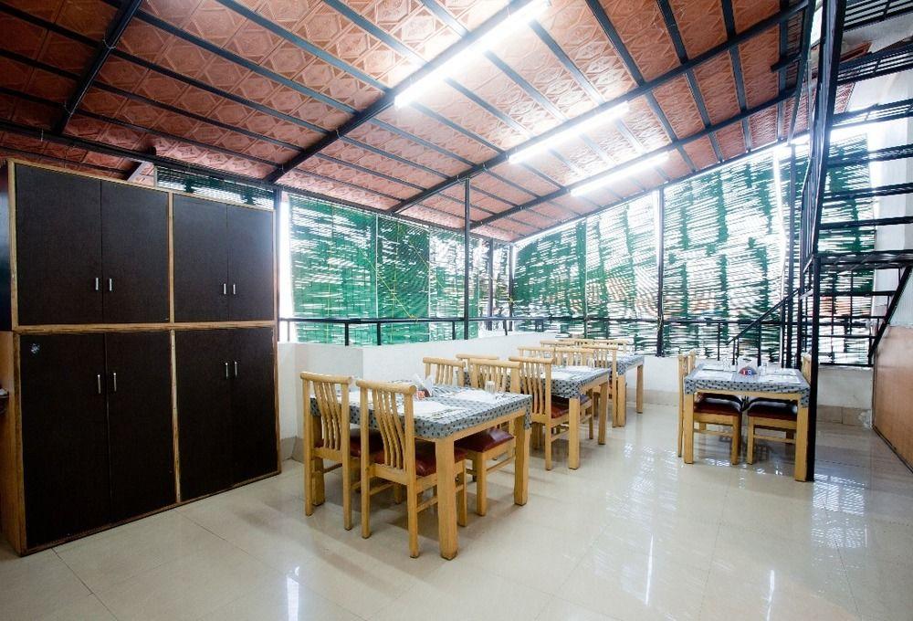 Capital O 16324 Niche Suites Bangalore Extérieur photo